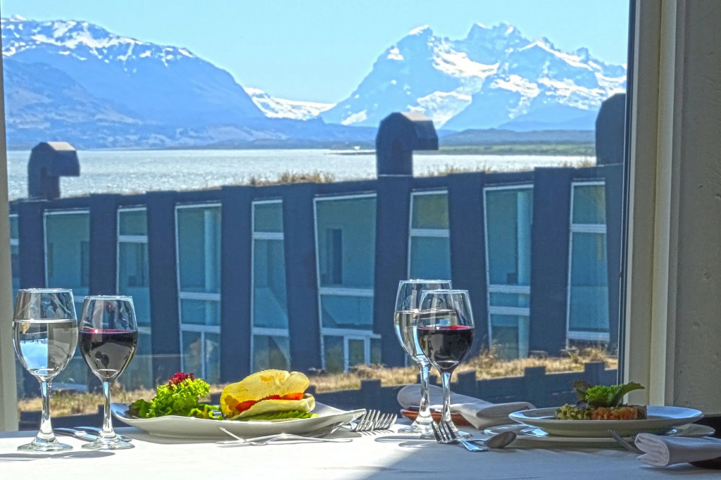 Remota Hotel