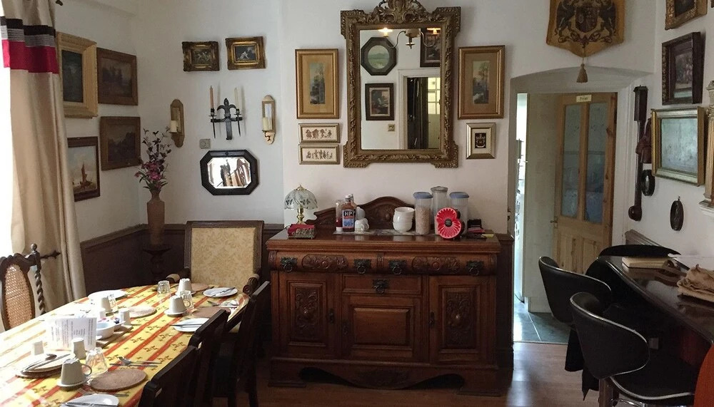 Hillview Guest House