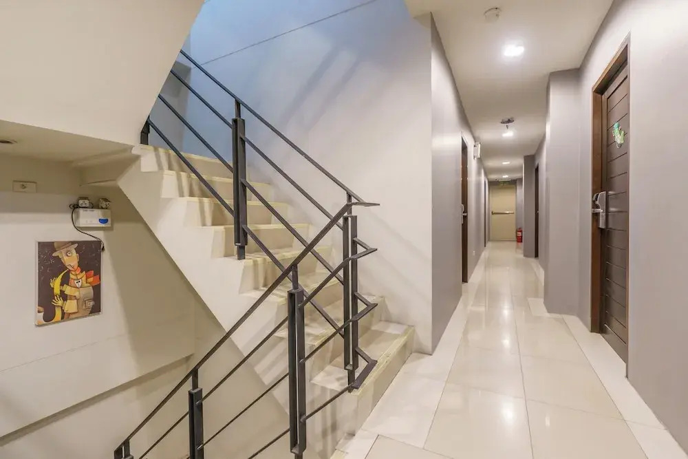 Deco Lux Hotel