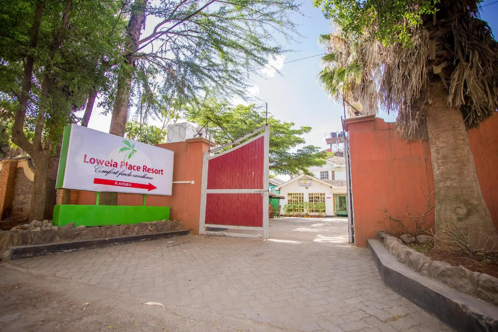 Lowela Place Resort