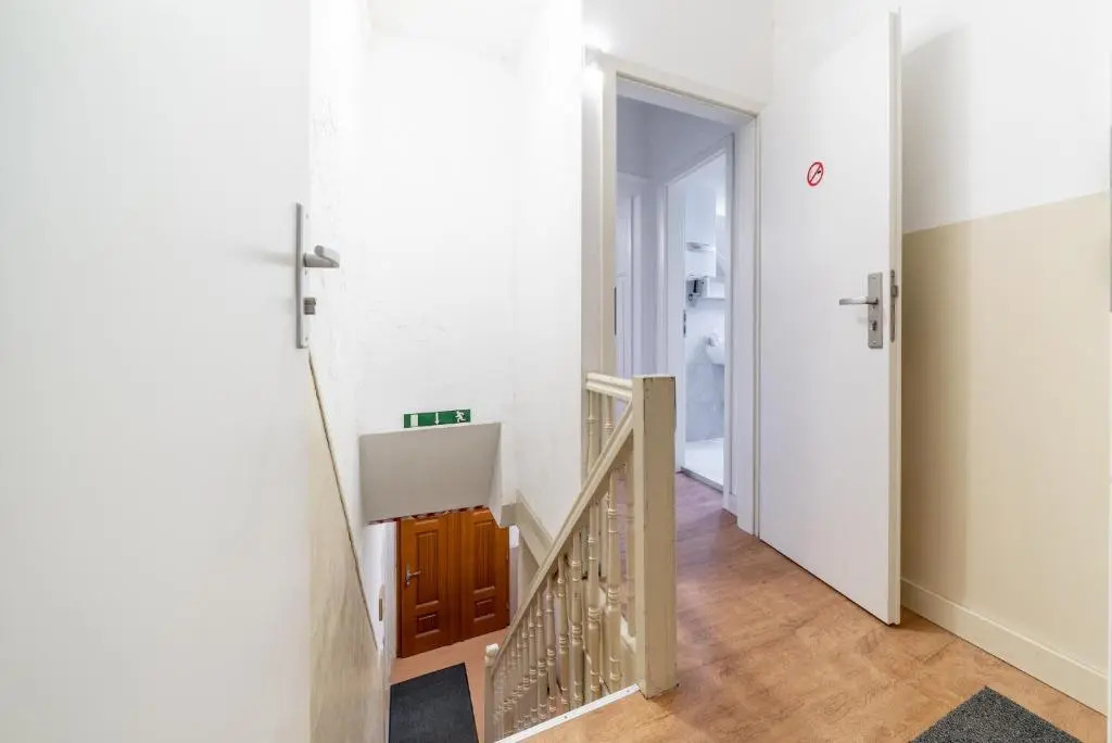 Id 6956 - Private Apartment