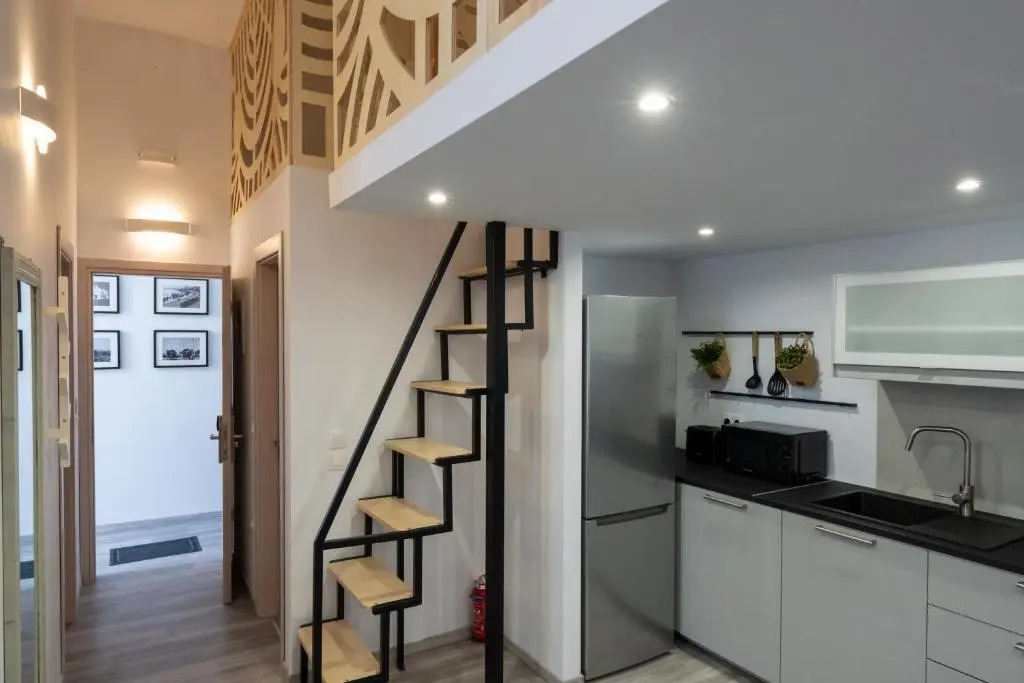 Central Suites Aegina 1