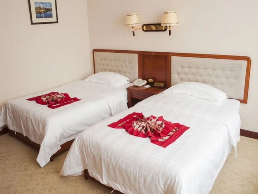 Chengde Hotel