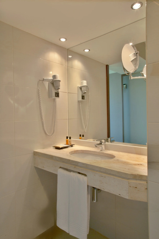 TURIM Luxe Hotel