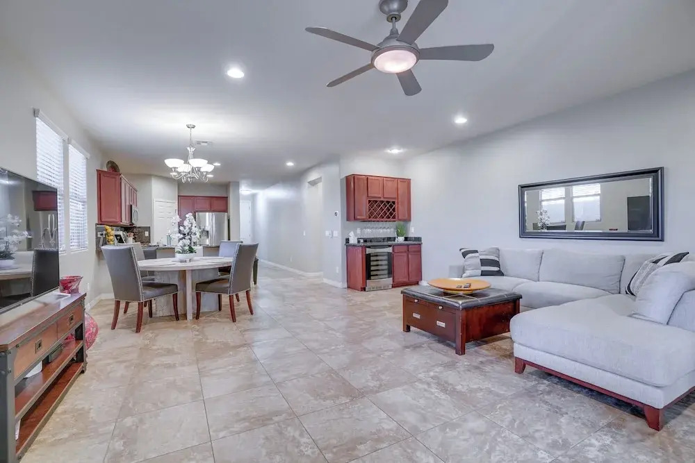Glendale Home Near Westgate Entertainment District