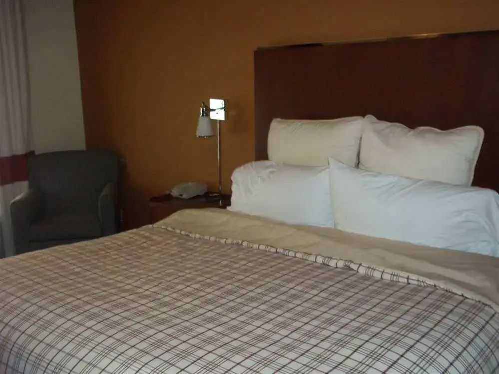 Capital Circle Inn and Suites