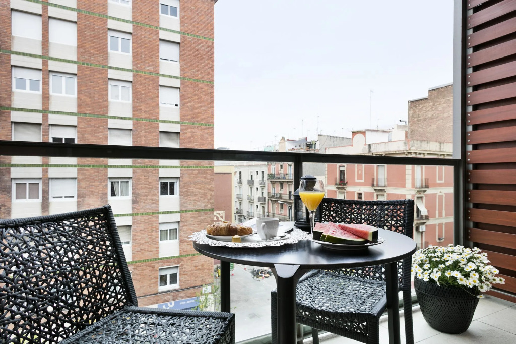 Lugaris Rambla Apartments