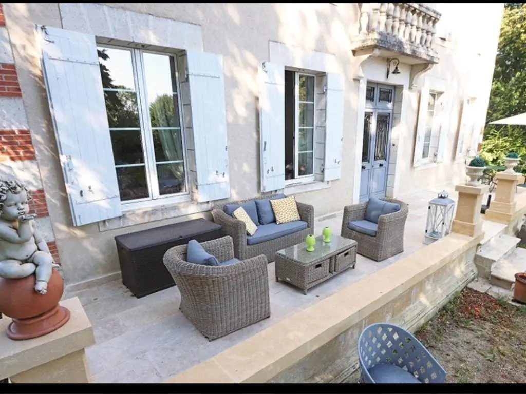 Gîte Rouffignac-Saint-Cernin-de-Reilhac, 6 pièces, 10 personnes - FR-1-616-141