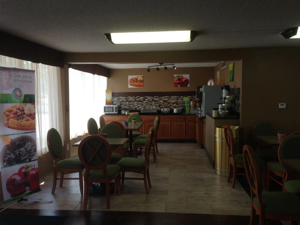 Quality Inn & Suites Horse Cave - Cave City