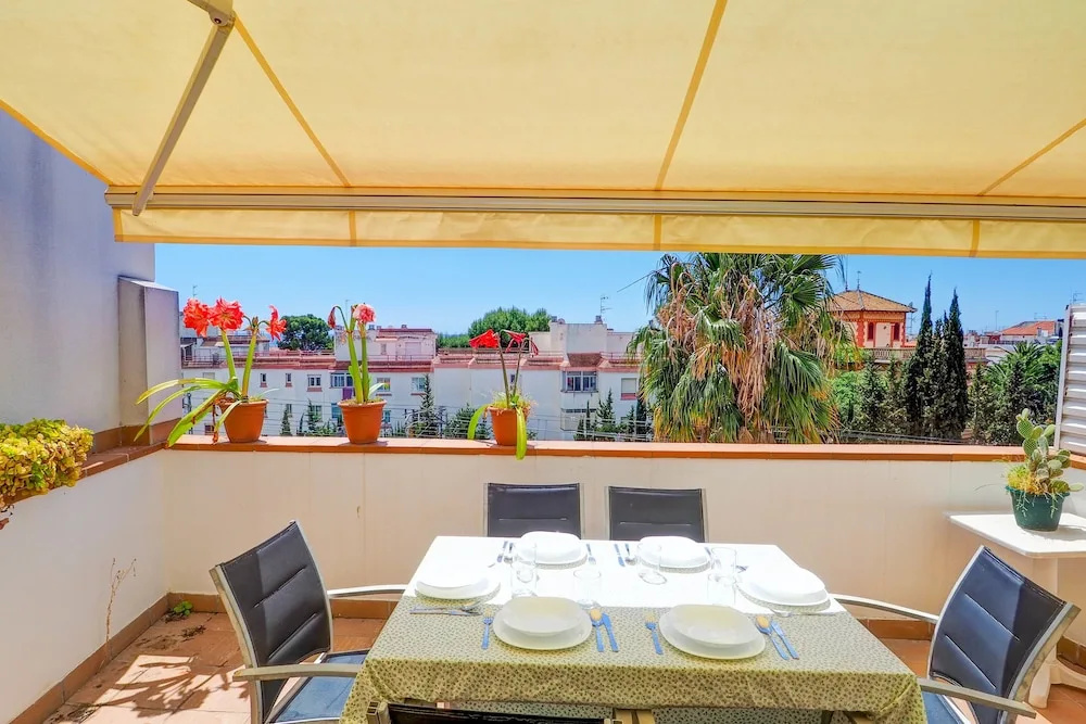 Portman Duplex by Hello Apartments Sitges