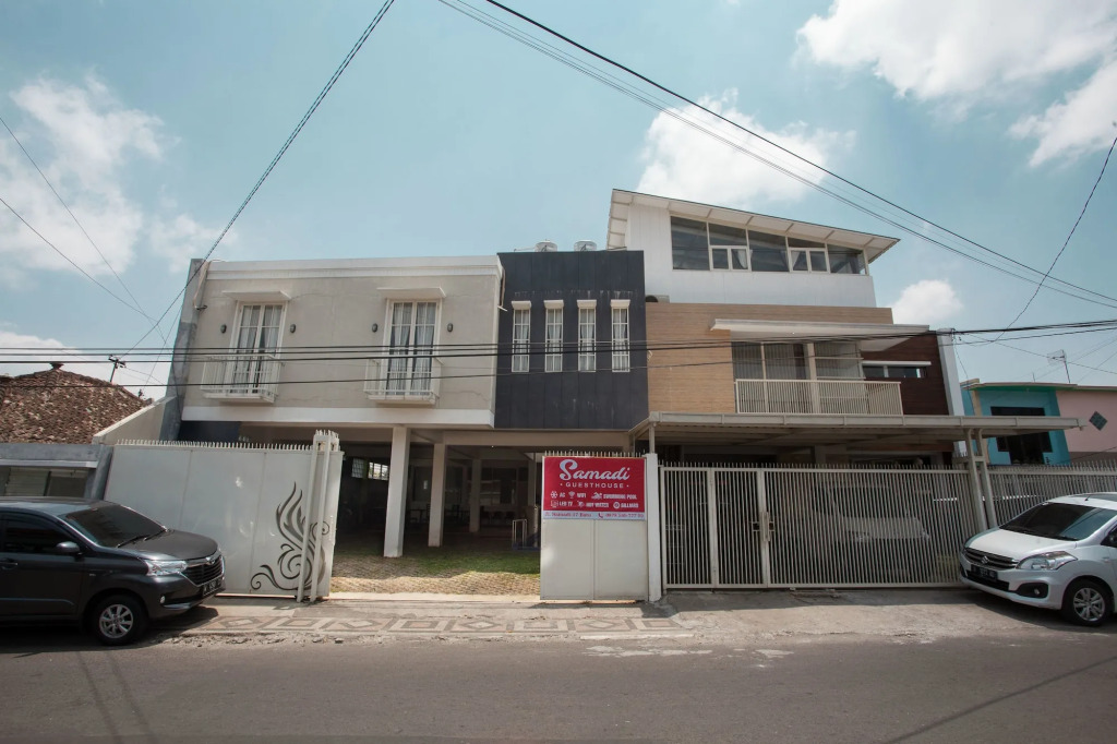 RedDoorz near Museum Angkut Batu 2
