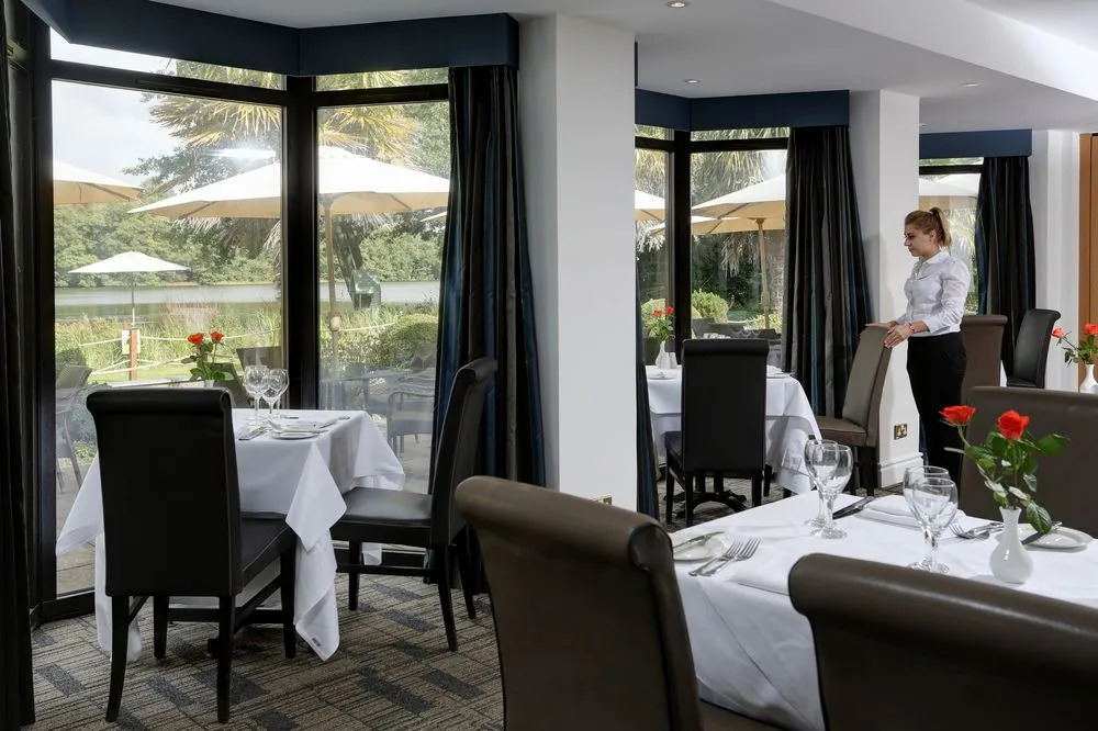 Best Western Frensham Pond Hotel