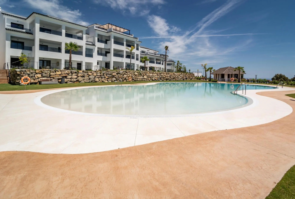 LAE9.1I- Apotel Estepona Hills by roomservices