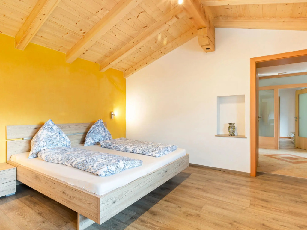 Cozy apartment in Hollersbach in Pinzgau with