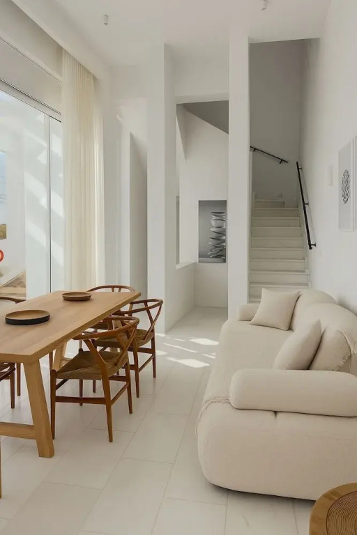 Seapalm Villa - Elegant Stay - Steps from the Sea