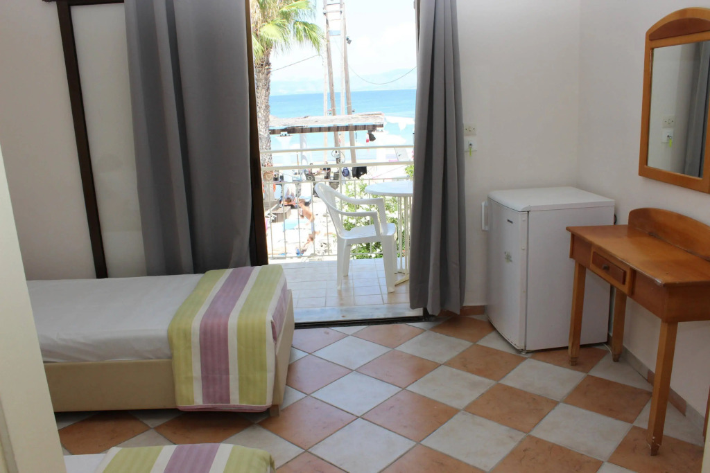 Paralia studios