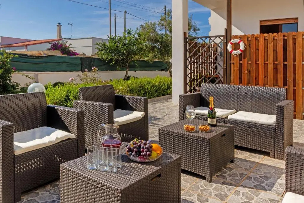 Studio Apartment With Swimming Pool in Porto Cesareo Torre Squillace 3 beds
