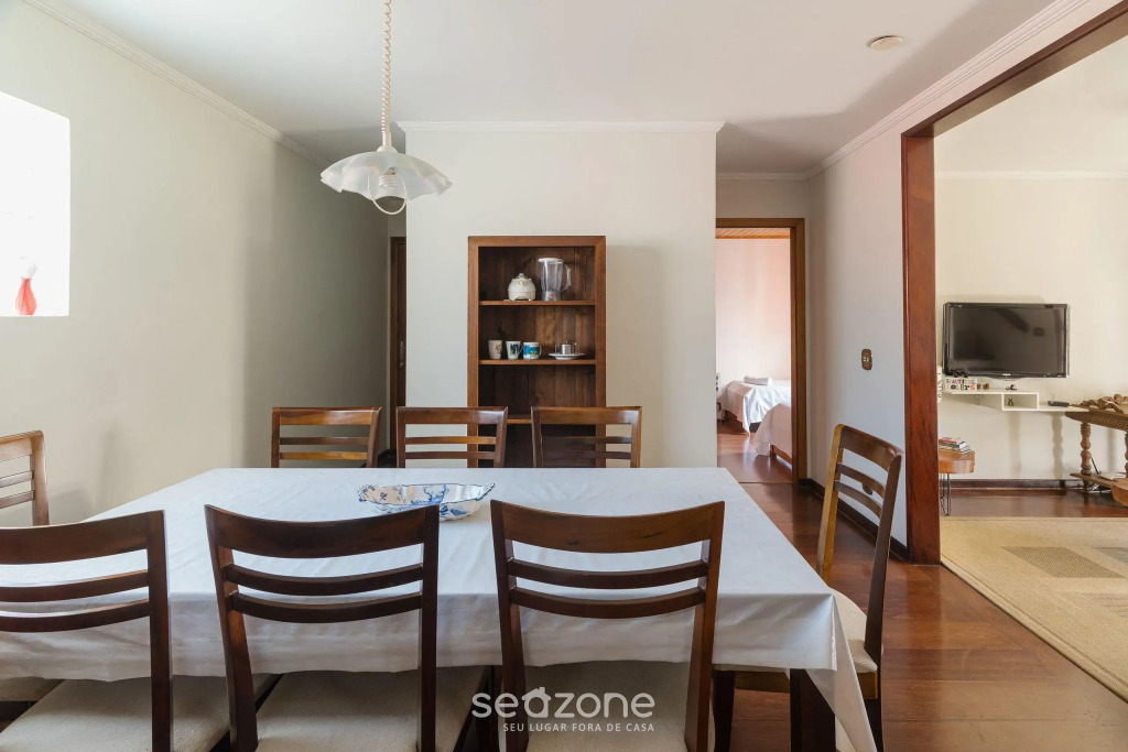Casa Espaçosa C/lareira Em Campos Do Jordão Ras175