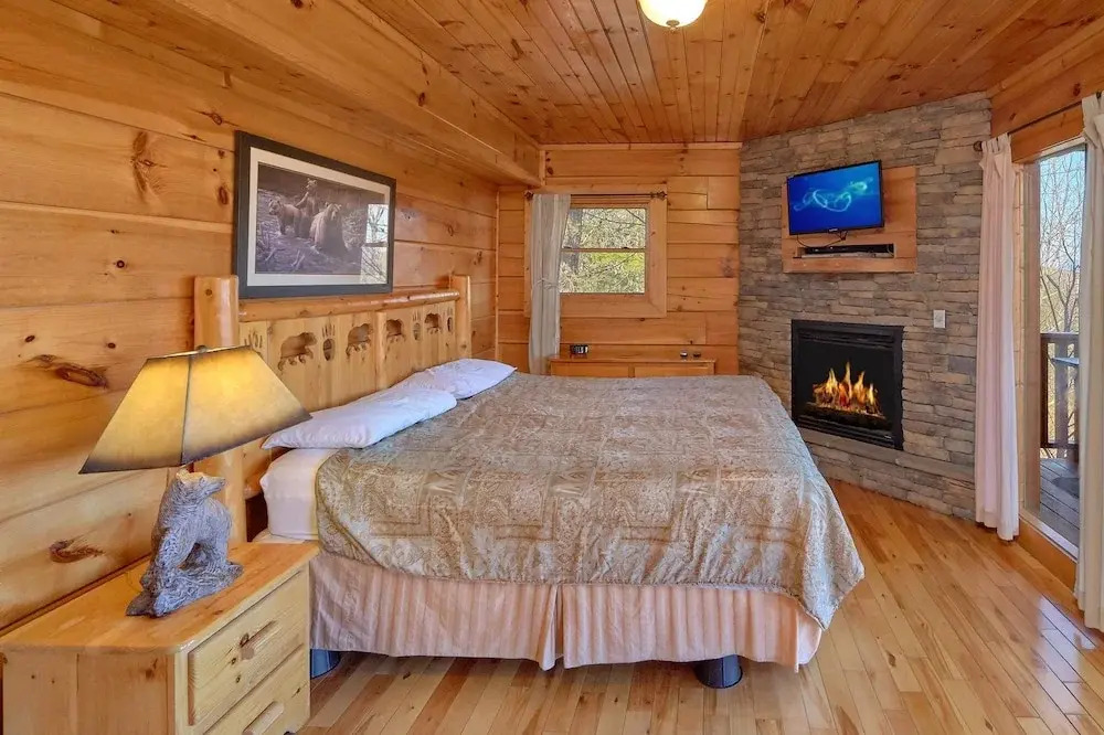 Smoky Mountain Serenity Apartment 3