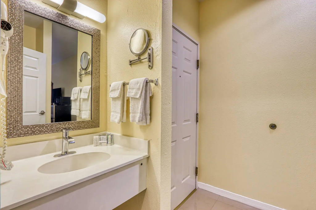 Americas Hotel - El Paso Airport / Medical Center