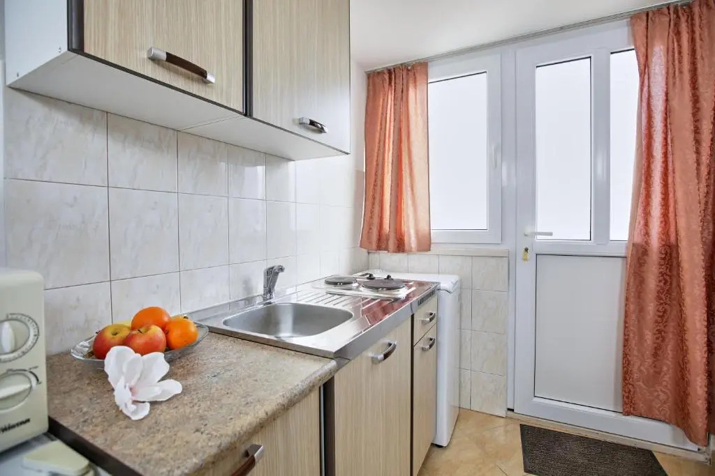Studio Kristic, cozy studio with a terrace