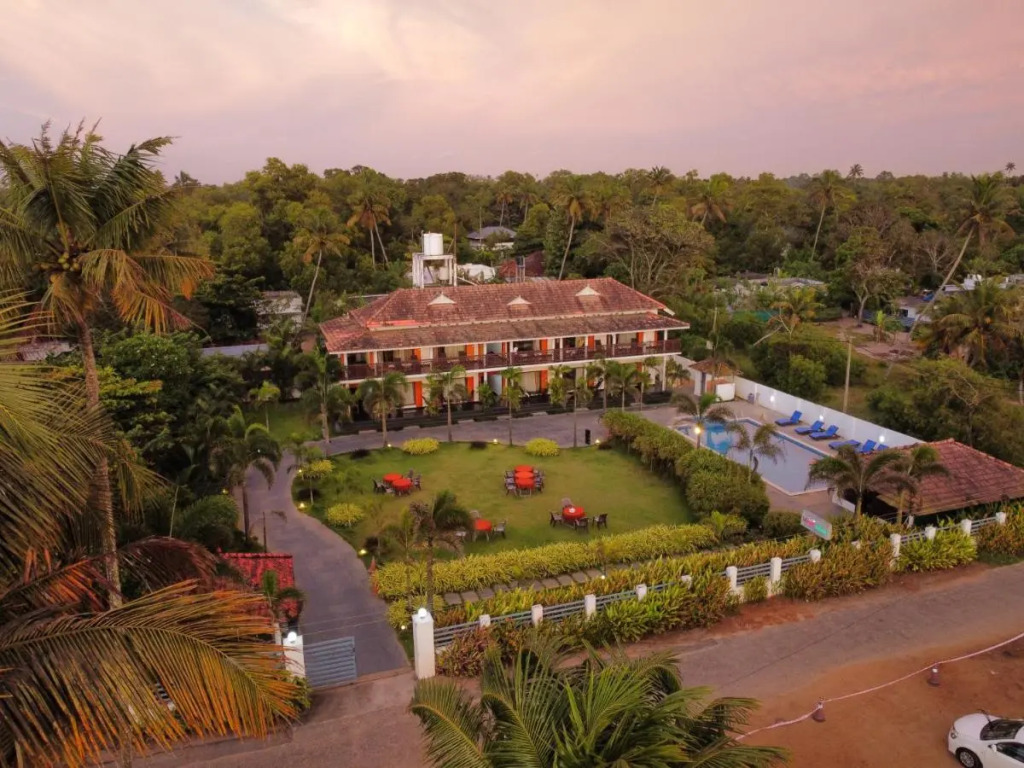 Marari Beach Palace