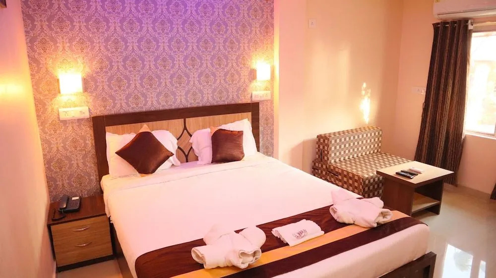 Mahira Residency