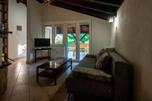 Holiday House Stipe