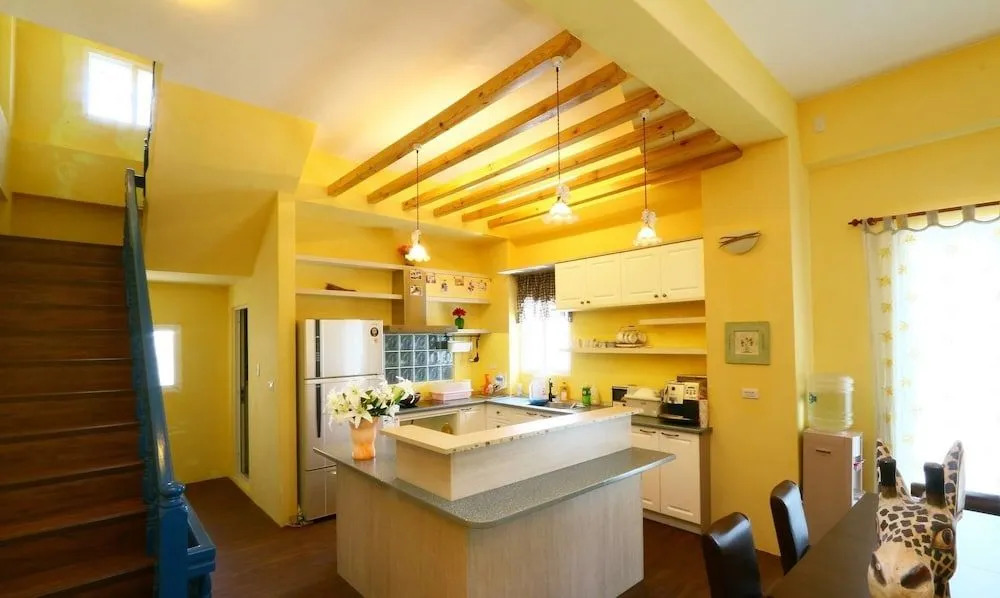 Aqua B&B