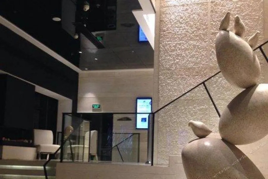 Love Life Hotel Wanda