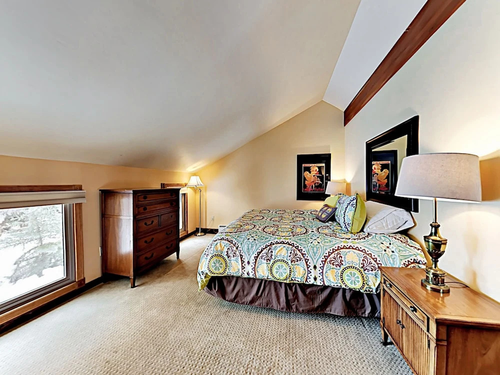 Roomy 3112 - 3 Br Townhouse