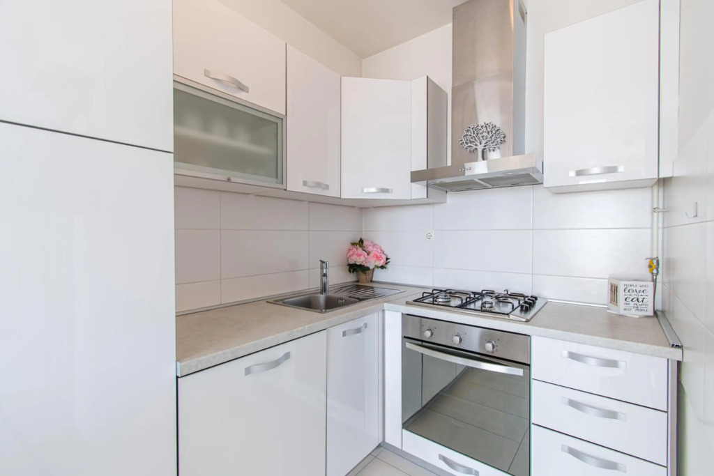 Flexible SelfCheckIns 32 - Zagreb - Garage - Electric vehicle ccharger - Big Loggia - New - Apartments Repinc 32