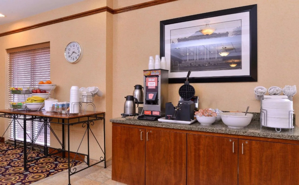 Comfort Suites Urbana Champaign, University Area