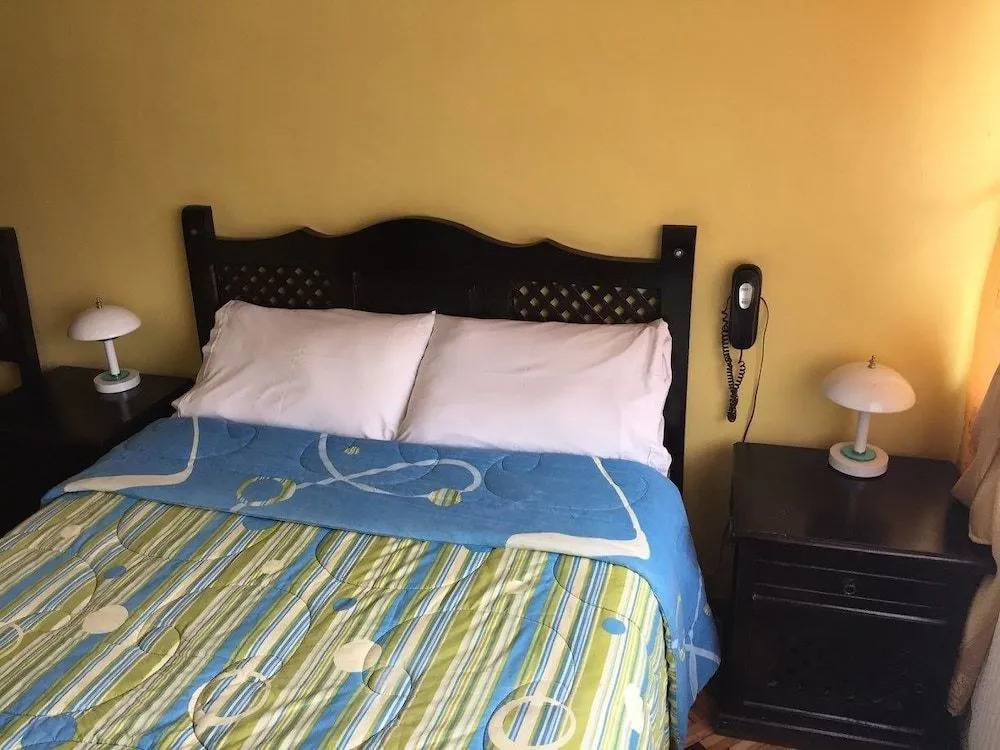 Hostal El Jardin Latino