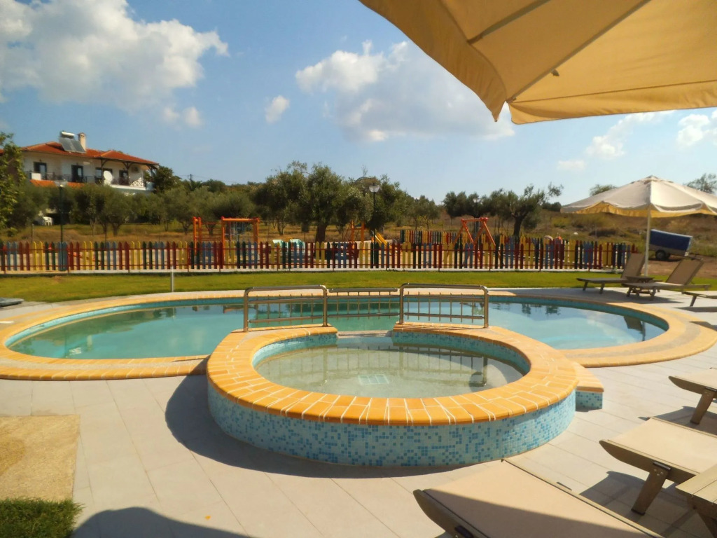 Finikas Garden Beach Resort Nikiti