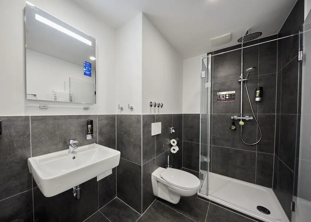 SMARTY Hotel Euler Homburg, Saar - KONTAKTLOSER SELF CHECK-IN