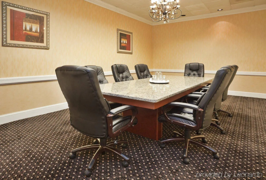 Holiday Inn Lumberton by IHG