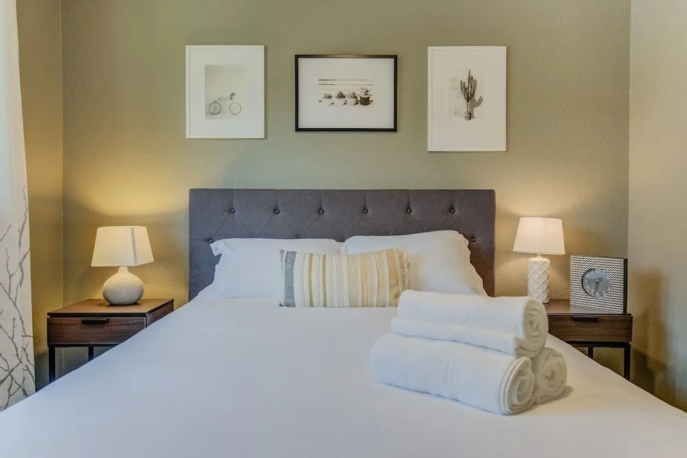 4BR Mountain Getaway Pikes Peak, Dog-friendly!