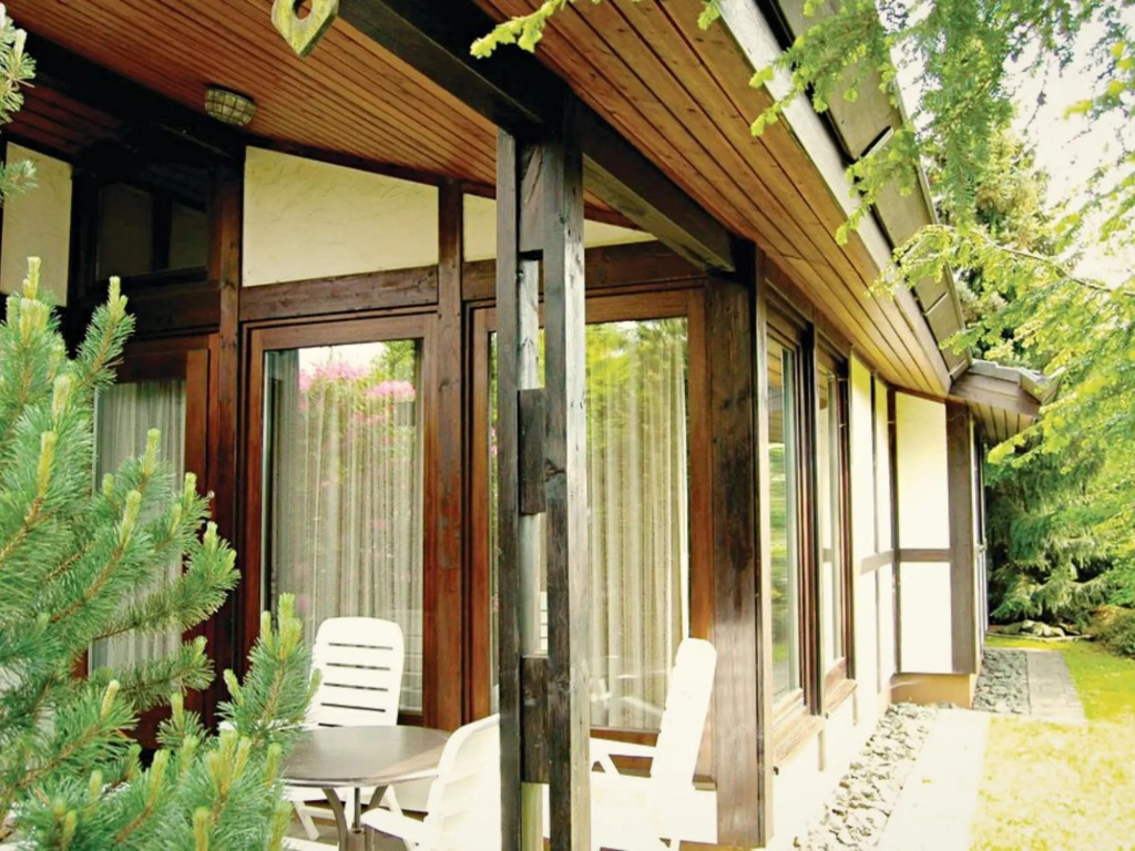 Furnished Bungalow With Peaceful Neighbourhood