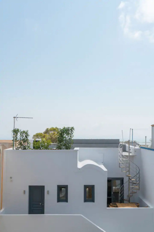 Nostos Apartments