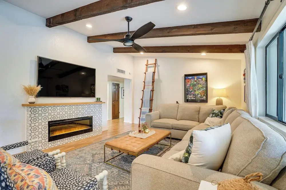 Luxurious Outdoor Oasis! Spacious Mesa Retreat