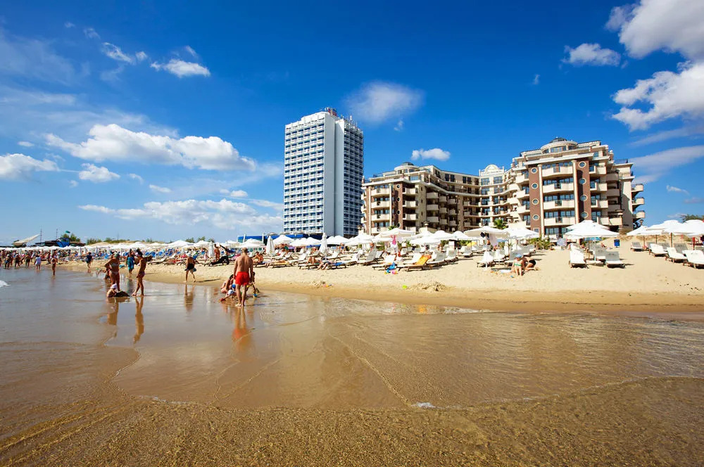 Golden Beach Hotel