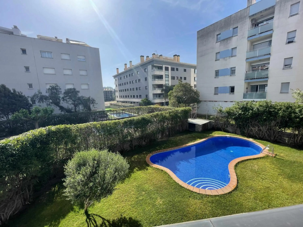 Solàrium con terraza a 5 minutos de la playa recientemente renovado