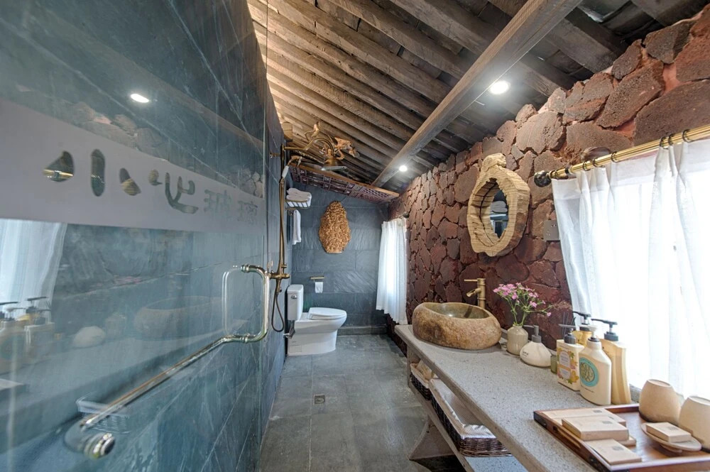 Waterfall Boutique Inn