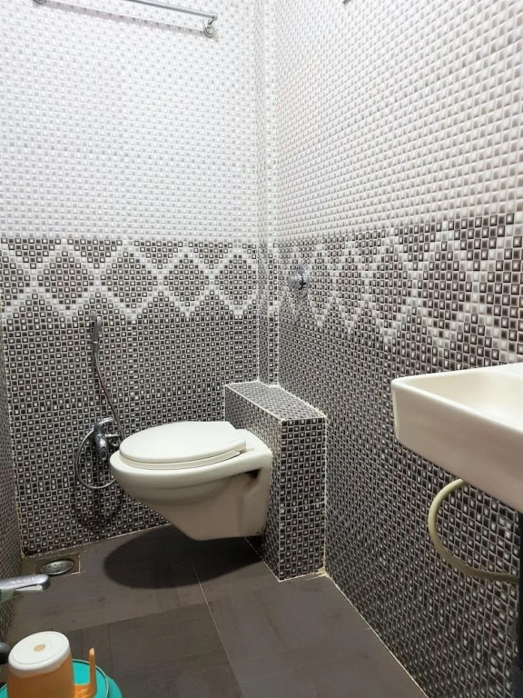 Hexa Star Residency