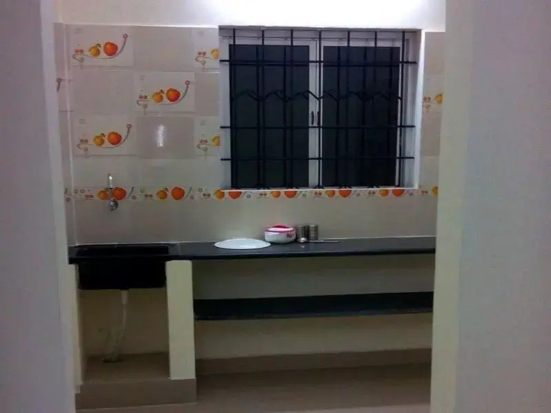 Vista Rooms at Adhiyaman College