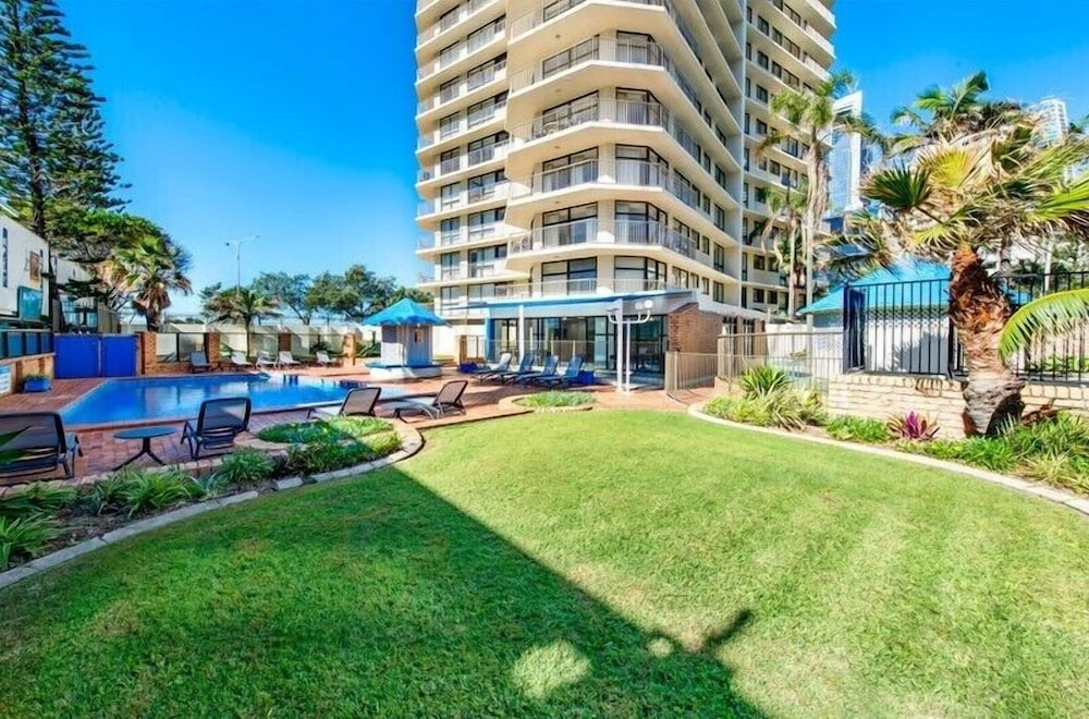 Level 26 - Pacific Horizon Retreat