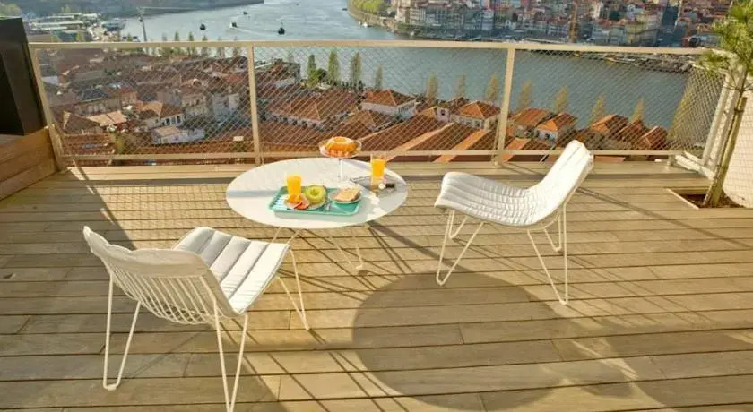 FLH - Porto Vista House