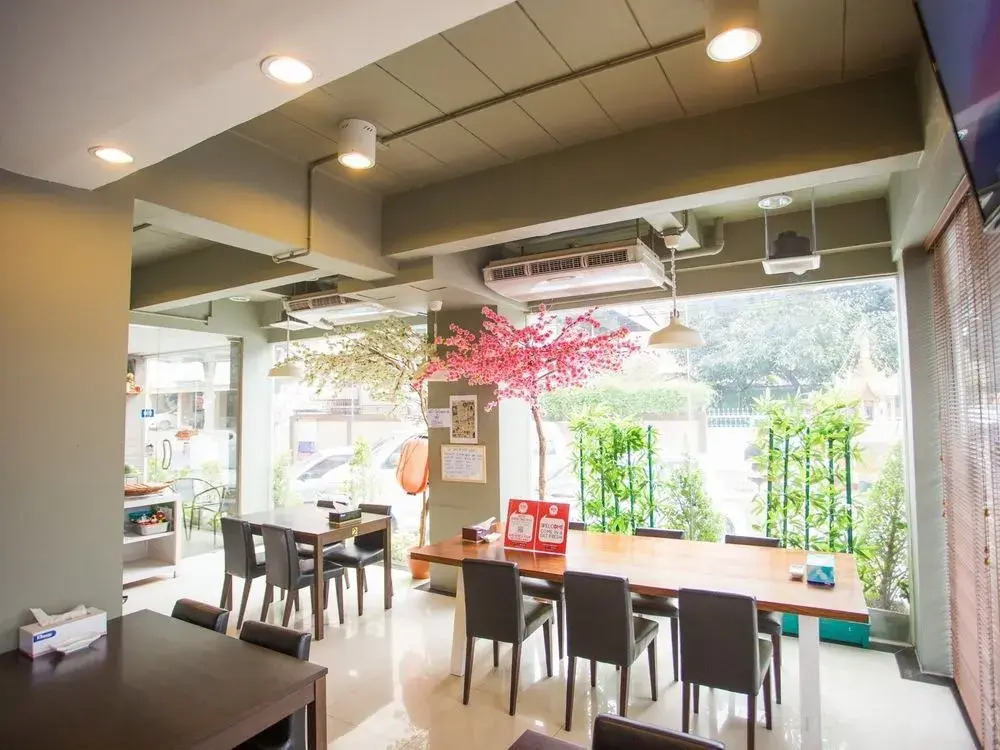 Ton Aor Place Hotel