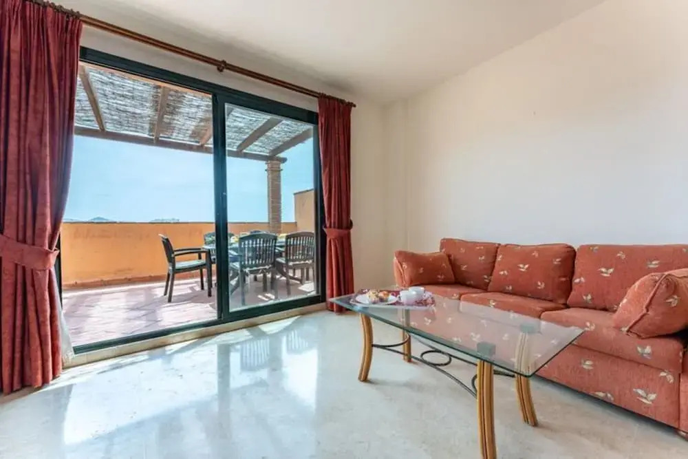 Picturesque Holiday Base in La Herradura